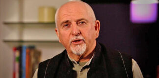 Peter Gabriel announces full North American tour in years with new track 'i/o'