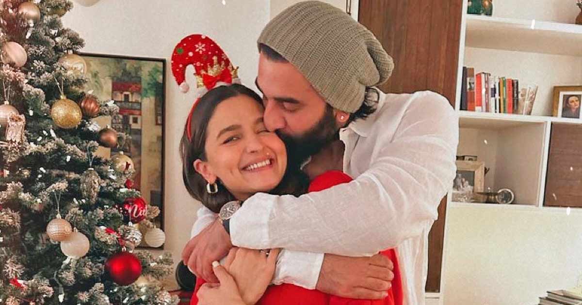 Ranbir Kapoor Reacts To Kareena Kapoor Khan's Question On Deciding To Settle Down With ‘Daal-Chawal’ Alia Bhatt, "I Would Like To Consider..."