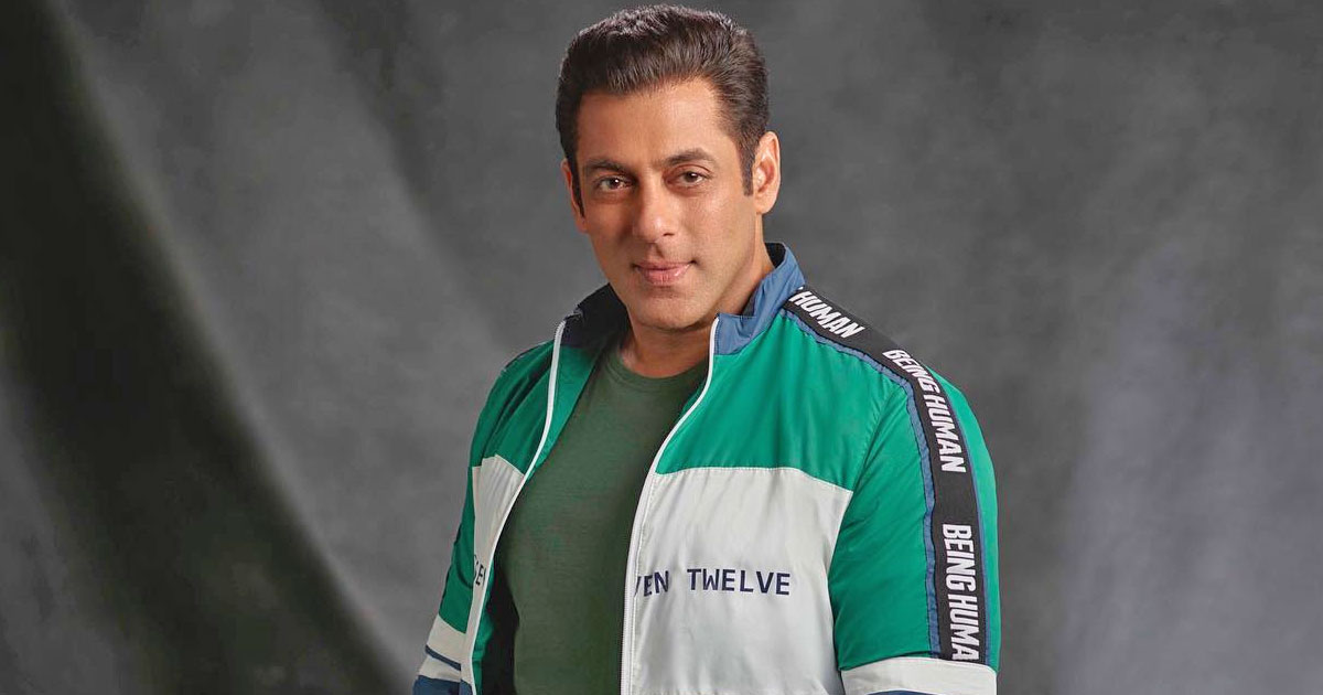 Salman Khan Gets Brutally Trolled After An Old Video Of Him Doodling At An Event Goes Viral; Read On