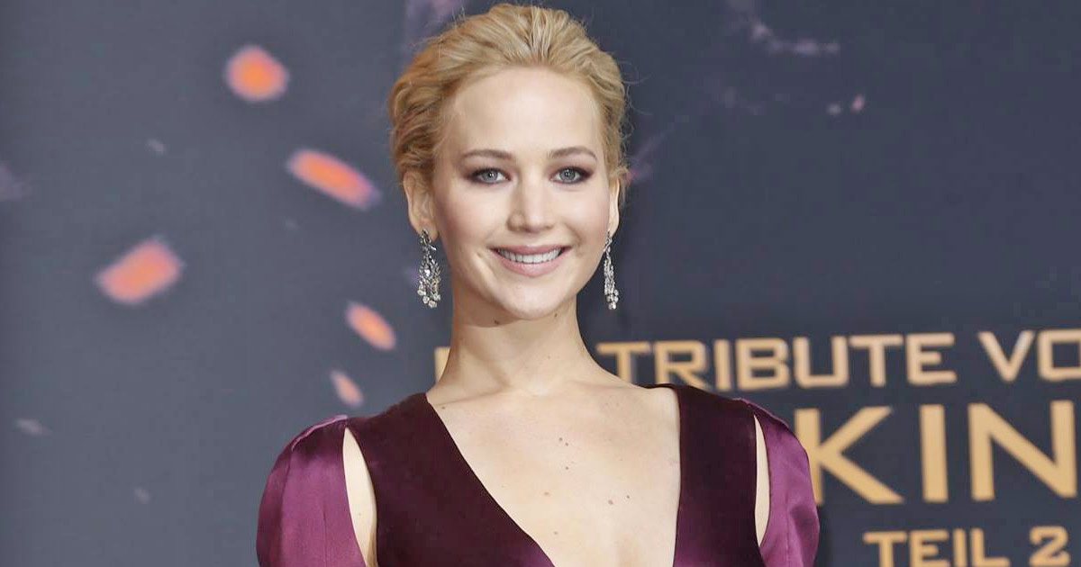 When Jennifer Lawrence Was Asked To Lose Weight & Line Up N*de With Other Girls