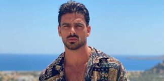 When Michele Morrone Flaunted His Hot Bod In A Colourful Vest & Blue Jeans, Made Us Skip Our Heartbeat