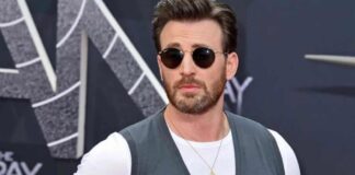 Chris Evans Compares SNL To The Plague That He Has Avoided Hosting For Years & Said, “It’s Terrifying To Me, I’m Scared” Actor Chris Evans Shed Light On Why He Has Always Avoided Hosting A SNL Episode Adding He Is Scared Of It