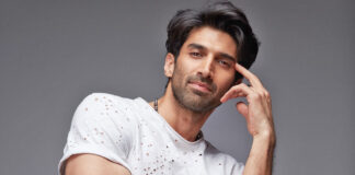 Aditya Kapur Eats Half Kg Ice Cream Tub During Cheat Days! Aditya Roy Kapur eats half kg ice cream in one sitting on his cheat day