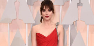 Dakota Johnson Once Ditched Her Bra & Wore A Denim Jacket While Putting Her B**bs On Show