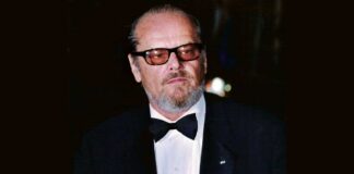 Jack Nicholson Gets Spotted After 18 Months In A Dangerously Messy & Ruffled Way After Friends Got Scared Of Him Dying Alone Jack Nicholson For The Very First Time In 18 Months Was Seen In His Balcony Of His Luxurious House