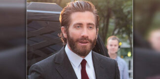 Jake Gyllenhaal would 'love' to star in 'Fiddler on the Roof' on broadway