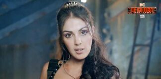 Rhea Chakraborty Joins Sonu Sood’s Roadies As A Gang Leader With Savage Message To Trolls, “Aapko Kya Laga Mai Dar Jaungi?”, Netizens React “Standard Ab Itna Kharab Ho Gaya Hai…” Rhea Chakraborty Joins Sonu Sood's Roadies As A Gang Leader With Savage Message To Trolls, "Aapko Kya Laga Mai Dar Jaungi?"