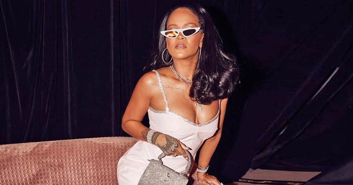 ‘S*xy Cupid’ Rihanna Sure Made Heads Turn When She Turned Up The Heat In A Barely There Metallic Red Lingerie - Hot, Hot Baby!