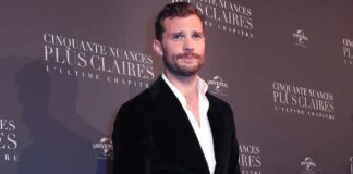 When Jamie Dornan Flashed Her Cut Abs In The Wet Shirt Look, It Made Us Go Weak On Our Knees!
