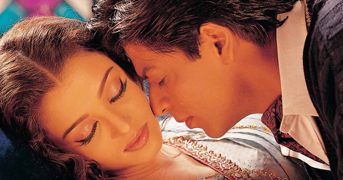 When Shah Rukh Khan Walked The Red Carpet Alongside ‘Apsara’ Aishwarya Rai Bachchan Looking Like A ‘Snacc’ - Check Out