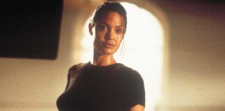 Angeline Jolie Had To Wear Padded Bra For Tomb Raider Character