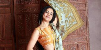 'Doosri Maa' actress Neha Joshi dons sarees that 'shape her overall appeal'