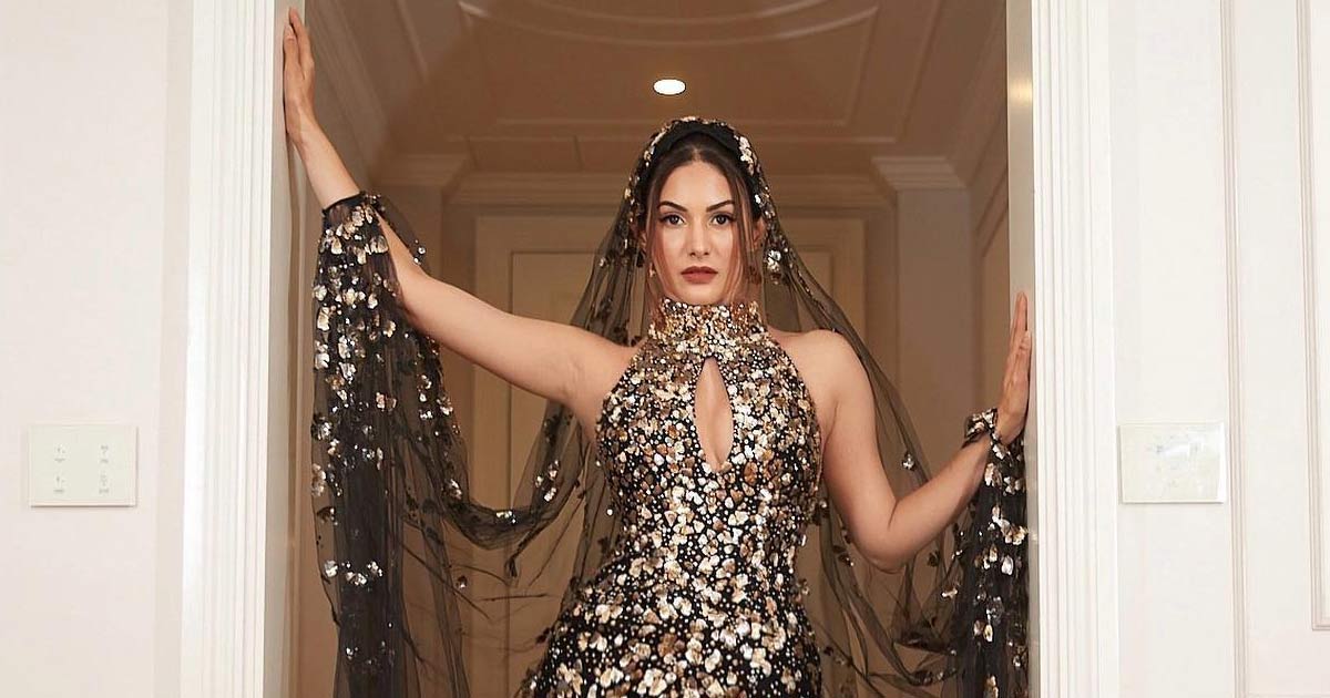 Happy Birthday Amyra - 5 times the actress broke the internet with her pictures