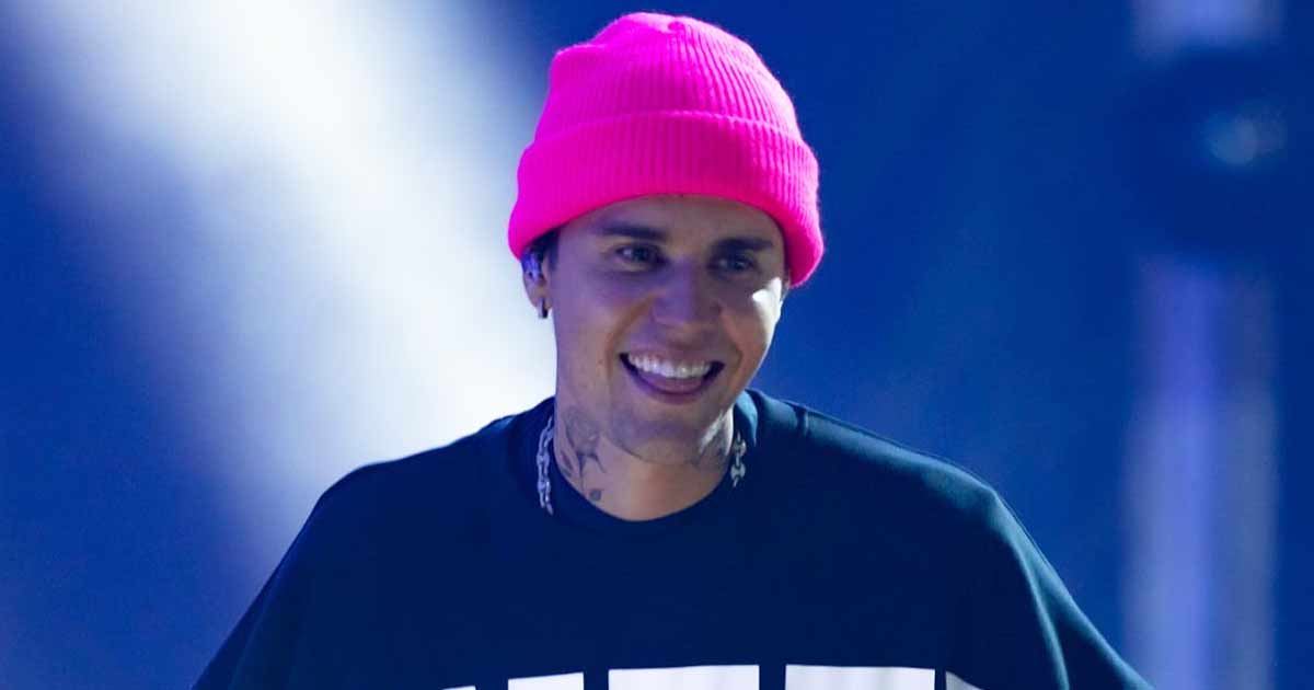 Justin Bieber Once Puked Thrice During A Concert But His Loyal Army Wanted To "Collect It & Sell It On eBay