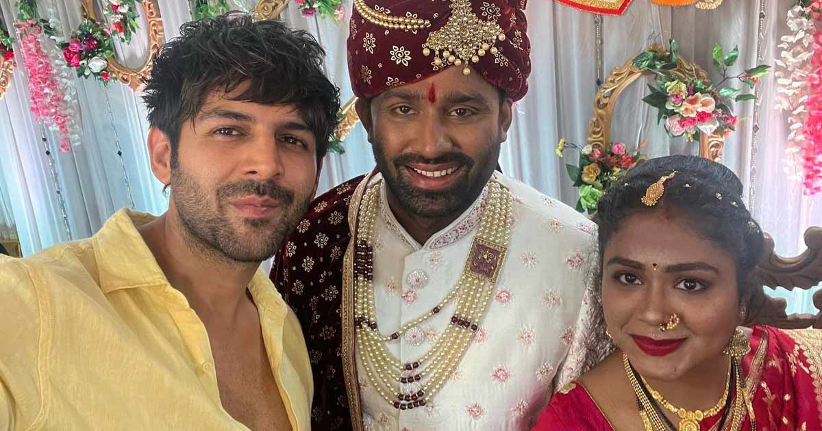 Kartik Aaryan Attends His Spotboy's Wedding & Pens A Heartfelt Note For The Newlyweds