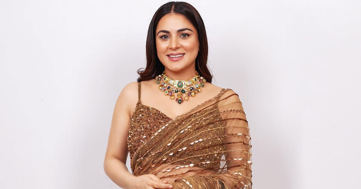 Shraddha Arya Breaks Silence On Getting Trolled For Wearing Heels While Holding A Crutch During Her Latest Red Carpet Appearance