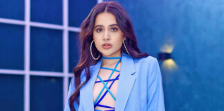 Uorfi Javed Gets Badly Bruised In A Tight Bodycon Dress With Side Slits Made With Real Wires, But Calls It Worth, “Why Don’t You Go To Met Gala?” Trolls A Netizen Uorfi Javed Gets Bruised In A Tight Bodycon Dress Made Up Of Real Wires, Netizens Ask Her To Attend Met Gala