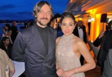 Sara Ali Khan Has A Fangirl Moment With Emily In Paris’ ‘Gabriel’ Lucas Bravo, Have A Fun Conversation When Sara met Gabriel! Emily in Paris star Lucas Bravo seen posing alongside Sara Ali Khan