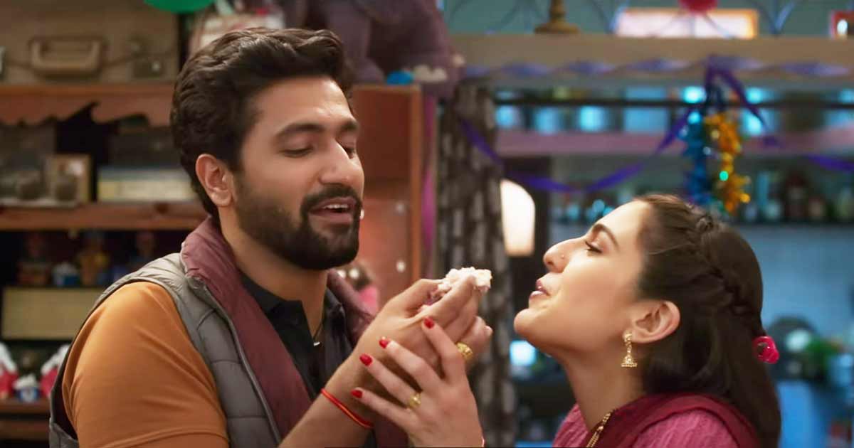 Box Office - Zara Hatke Zara Bachke manages very good Monday hold, aims for first week of over 35 crores