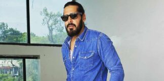Dino Morea's phone goes dead at Mumbai airport, seeks help from paparazzi