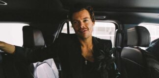 “Harry Styles Pissed Here” Sign To Be Set Up On A Roadside? Netizens Joke As Video Of HS Taking A Leak In The Bushes Goes Viral On Twitter Harry Styles Relieves Himself Behind Bushes While Travelling, Viral Video Has Netizens Joking, “& Next Thing You Know A ‘HS Pissed Here’ Sign Will Be Up