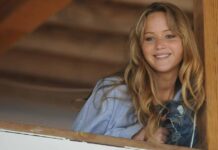 Jennifer Lawrence Dons The Hottest Blazer Dress Of This Season With A Mesh Top Giving A Sneak Peek Of Her Cleav*ge As She Shows Off Her Toned Legs! Jennifer Lawrence Dons The Hottest Blazer Dress Of This Season With A Mesh Top Giving A Sneak Peek Of Her Cleav*ge As She Shows Off Her Toned Legs - See Pics Inside