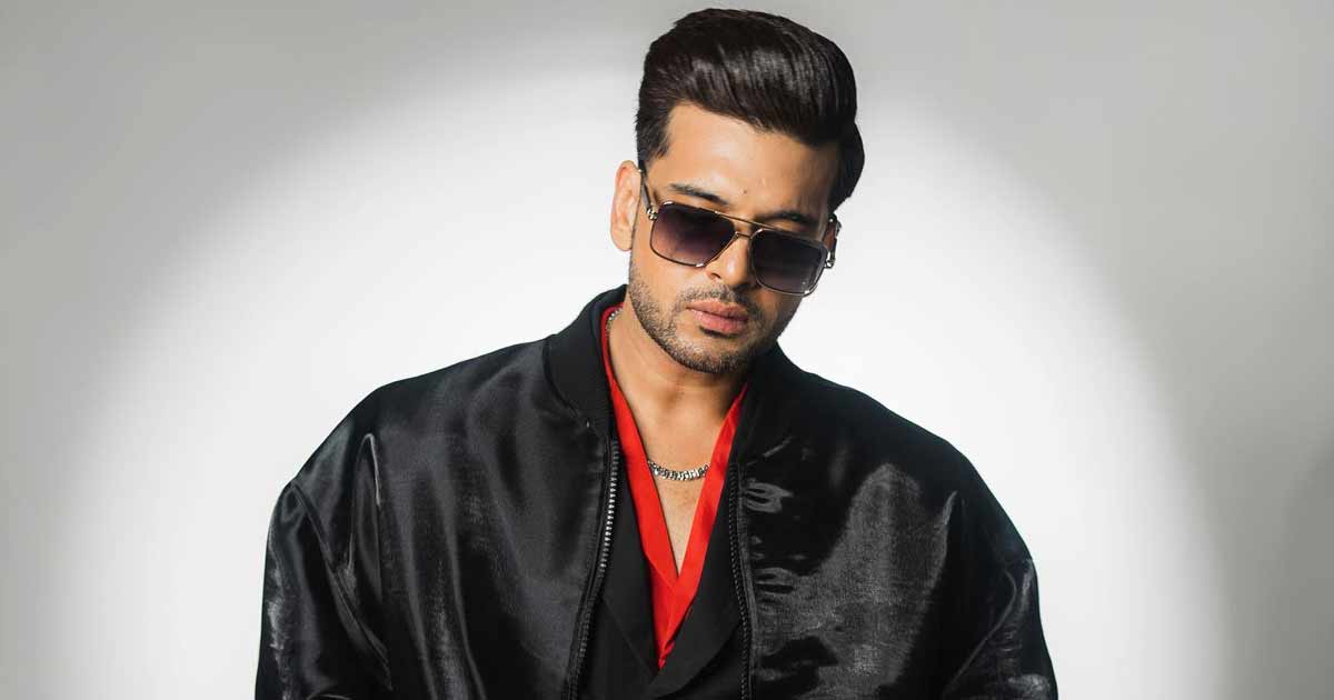 Karan Kundrra Gets Called “Super hawwwt” & “Handsome” As Other Trolls Asking “Ye Kauna Garbage Bag Phena…”
