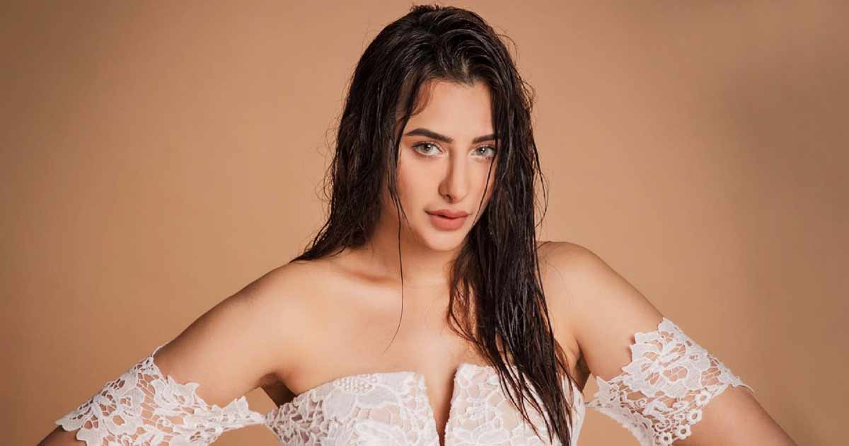 Mahira Sharma to play Delhi girl in debut web series 'Bajao'