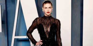 When Alexandra Daddario Ditched Her Bra & Put On A Black Blazer Dress While Exposing Her Cl*avage