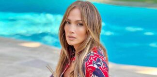 When Jennifer Lopez Wore A Golden Bikini That Barely Hid Her N*pples