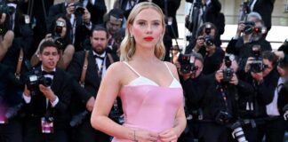 When Scarlett Johansson Was Spotted In A Cigarette While Flashing Her White Bra Inside A Tank Top