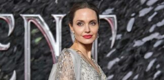Angelina Jolie In A N*de & Wet Dress In This Old Pic Is All One Needs To Get Rid Of The Midweek Blues