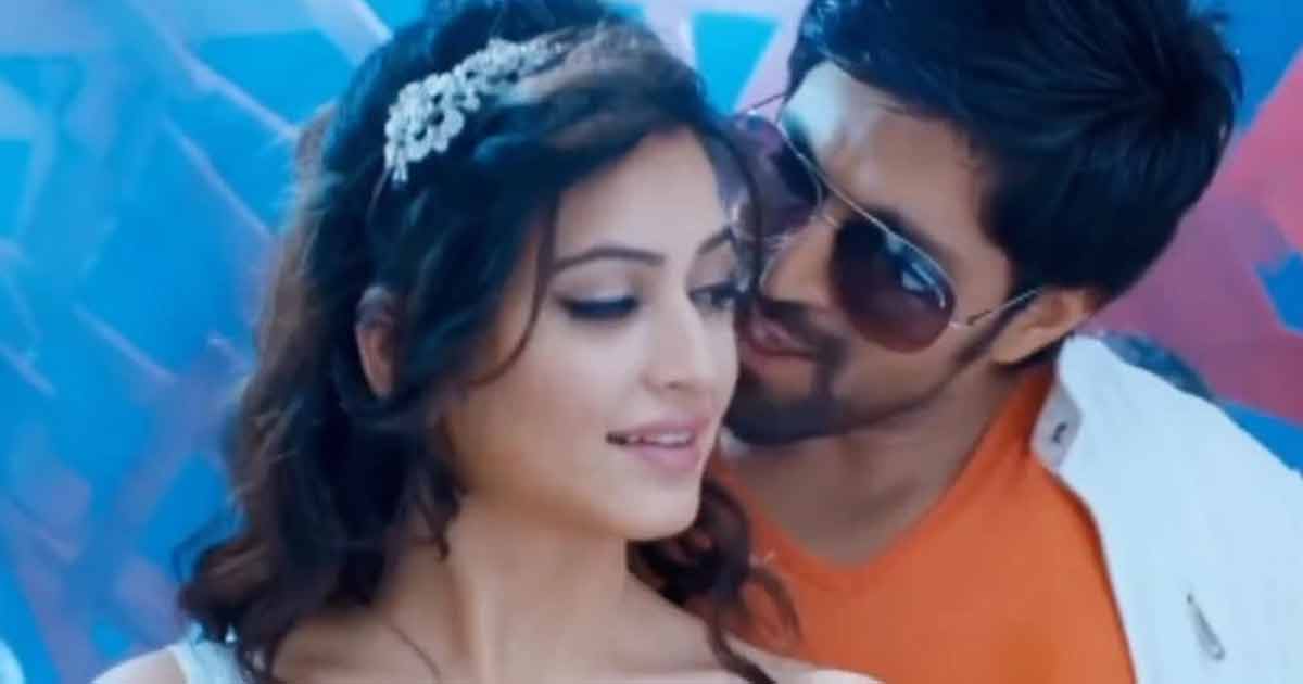 Kriti Kharbanda looks back at her Yash-starrer Kannada film 'Googly' as it clocks decade