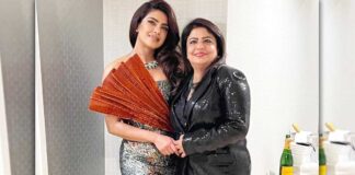 Priyanka Chopra Jonas’s First Film Contract After Winning Miss World Had ‘Big Blotches Of Teardrops’, Reveals Mother Madhu Chopra & Recalled The Actress Saying, “Nahi Yeh Sab Mujhe Karna Nahi Hai” Priyanka Chopra Jonas's First Film Contract Had Big Blotches Of Teardrops, Reveals Mother Madhu Chopra; Read On