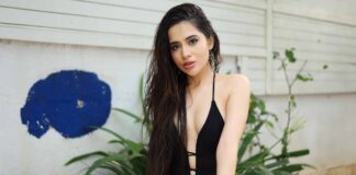 Uorfi Javed Abuses “La*da Saala” To A Tea-Seller Who Commented “India Ka Naam Kharab Hota Hai” On Her Backless B**b-Peeking Dress, Netizens Say “Respect For The Uncle” Uorfi Javed Turns Pale & Abuses "La*da S*la" To An Uncle Who Attacks Her Backless Dress With Peeking B**bs, "Aise Kapde Allowed Nahi Hai..."