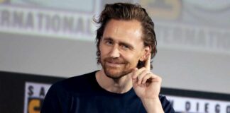 When Tom Hiddleston’s ‘Org*smic’ Broadway Performance Led To A Woman Mast*rbating Twice In Her Seat, Observer Claimed To Feel Rhythmic Banging With Low Moans & Giggles When A Woman Allegedly Mast*rbated To Tom Hiddleston's Broadway Performance Letting Out Low Moans