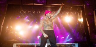 When Justin Bieber Was Accused Of Spitting On A Crowd Of Fans!