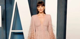 When Dakota Johnson Encouraged People To Buy B*t Plugs As Christmas Gifts Dubbing Them As The Perfect Stocking Stuffer: “People Are More Curious Than You Want To Believe” Dakota Johnson Once Encouraged People To Buy B*t Plugs As Christmas Gifts Dubbing Them As The Perfect Stocking Stuffer