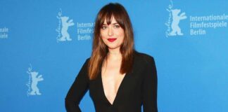 Dakota Johnson Once Proved To Be The Queen Of Confidence By Saying "It's Not Like Nobody Hasn’t Already Seen My B**bs After Suffering Wardrobe Malfunction On Stage