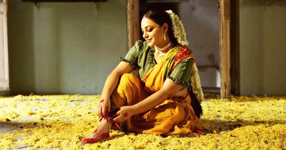 In a 'tribute to all girls who grew up in Bengal', Nithya Menen performs 'Chitrangada'