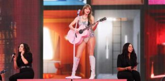 Taylor Swift impersonator asked to leave L.A. store for pretending to be the singer