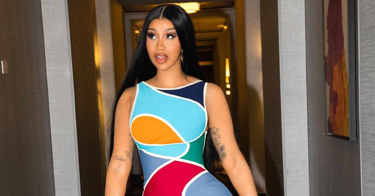 When Cardi B Performed Live in Nothing But A Bra & Bathrobe, Making Us All Appreciate Her Dedication Despite Massive Wardrobe Malfunction