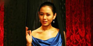When Crash Landing On You Star Son Ye-Jin Fashioned A Casual But Chic Look