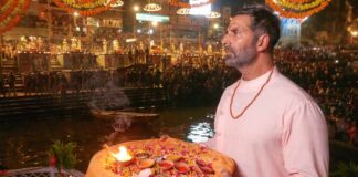 Akshay Kumar visits Mahakaleshwar temple on his birthday