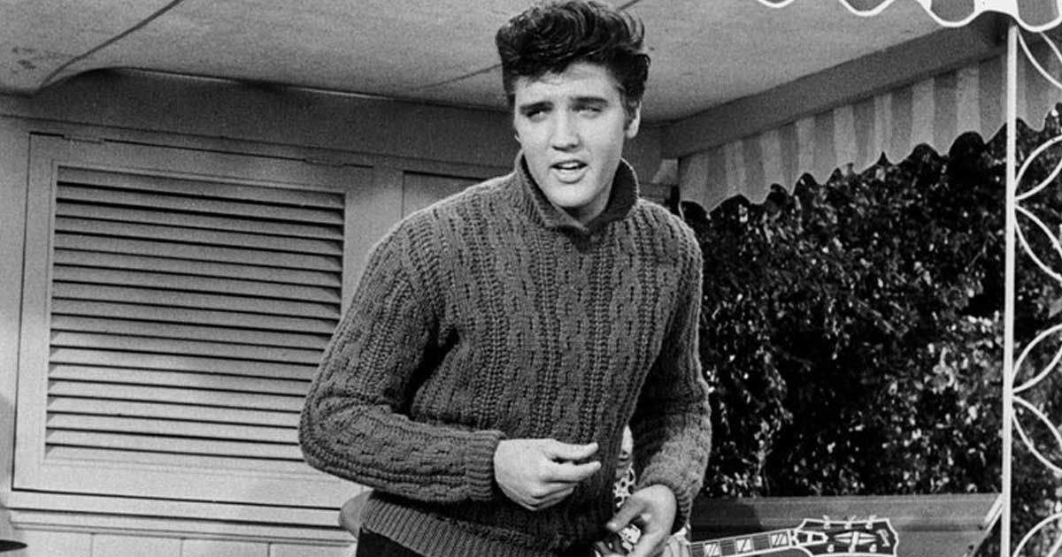 Elvis Presley screamed insults at himself while watching his own film in theatre
