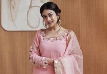 Falaq Naaz on showbiz: You have to work and get noticed by people constantly