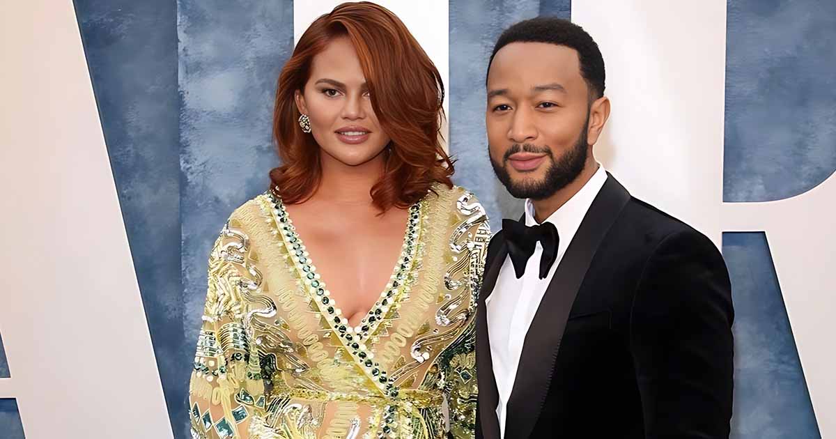 When Chrissy Teigen Recalled Having S*x With John Legend On A Commercial Flight & Said “We Should Get A Trophy For That”