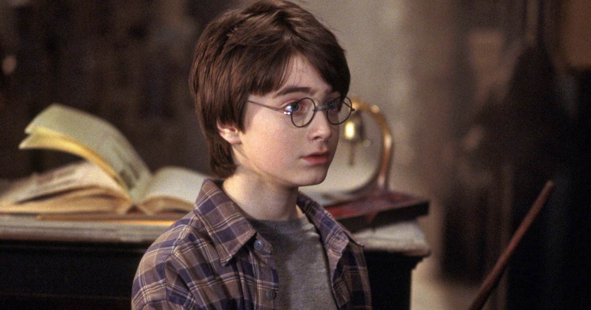 Harry Potter: Daniel Radcliffe's Parents' Disapproval To Let Him Enter In Films To Getting Cast As The Lead Makes The Internet Take Brutal Digs