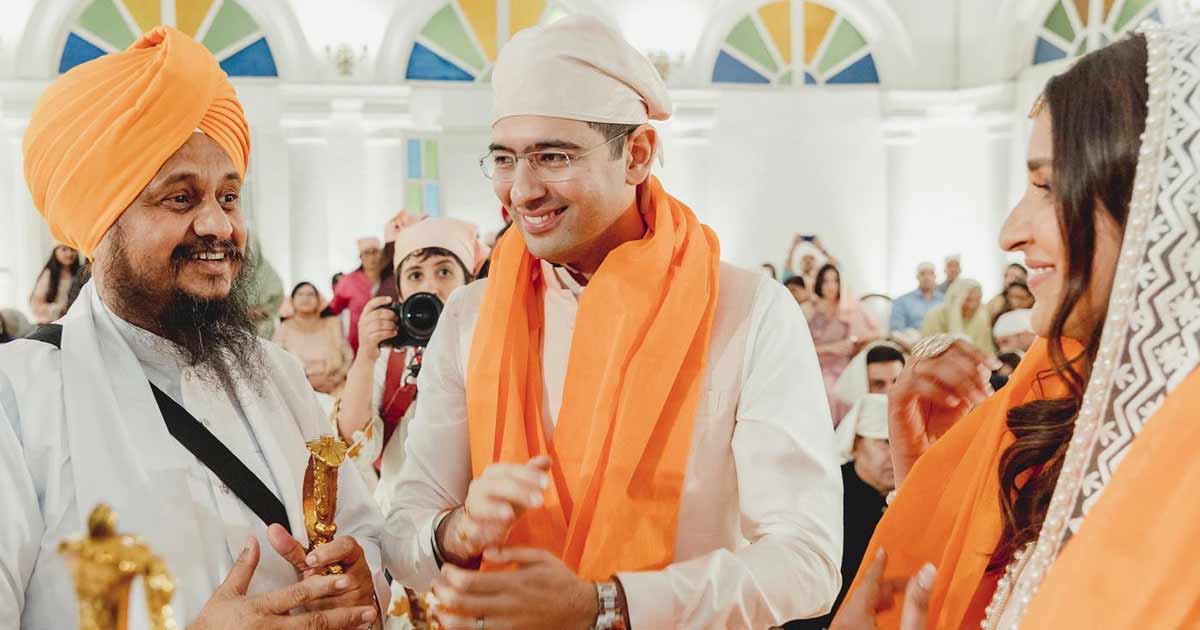 Parineeti Chopra & Raghav Chadha's First Picture As A Married Couple Breaks The Internet!