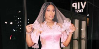 Nicki Minaj suffers wardrobe malfunction at MTV VMAs